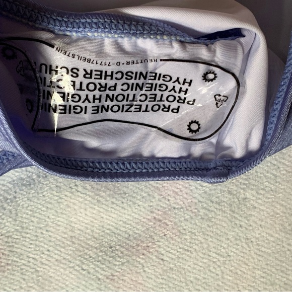 Colorful Two-Piece Swimsuit - Picture 3 of 4